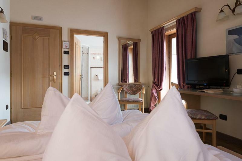 ליביניו Hotel Daniela מראה חיצוני תמונה